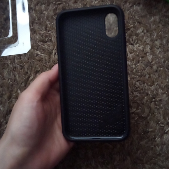 iPhone X black hard case - Picture 4 of 4